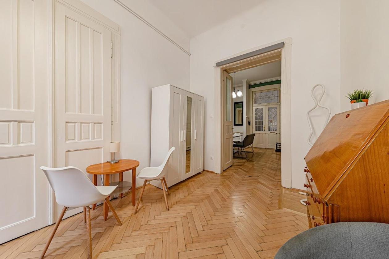 Downtown Rooms Wesselenyi بودابست المظهر الخارجي الصورة