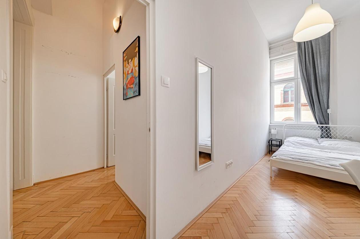 Downtown Rooms Wesselenyi بودابست المظهر الخارجي الصورة